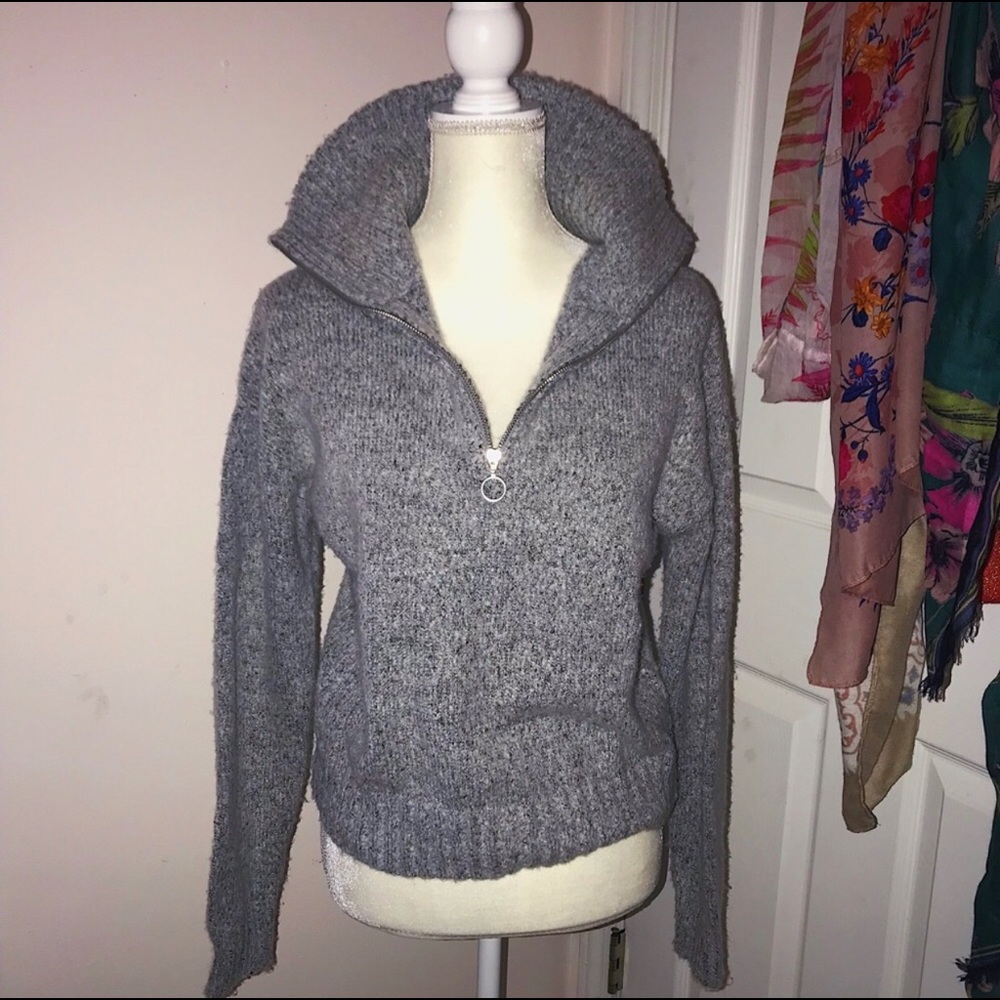 Súper soft grey sweater REPOST